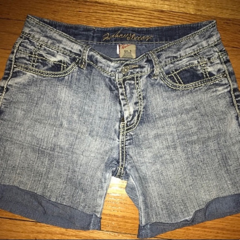 Funhouse size 5 junior girls shorts jeans blue warm summer hot beach pool lake